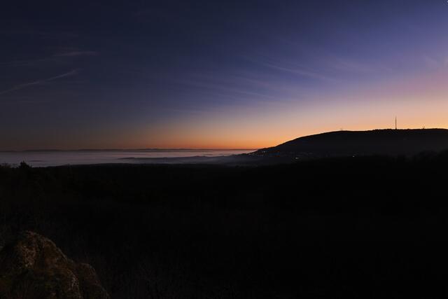 Das Nebelemeer zieht Richtung Donnersberg. - Januar 2022
