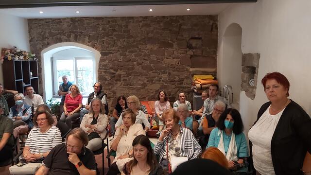 Viele Besucher und Prominenz : Kulturspuren: Rotes Haus am Tag des ...