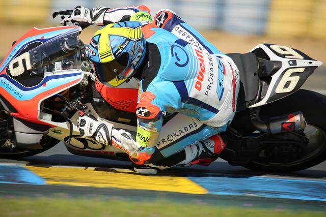 Das Prokasro-Ducati-Team (Foto Hartmut Reuschel / foto-moto)