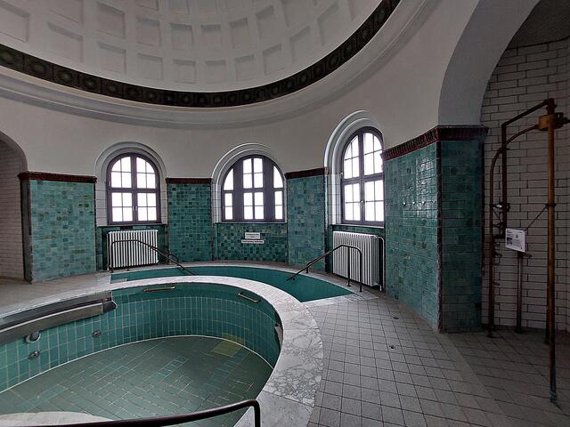 Tauchbecken an der Sauna | Foto: Brigitte Melder