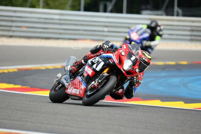 Titelverteidiger Suzuki kommt als Spitzenreiter zum Langstrecken-WM-Finale (Foto Hartmut Reuschel / foto-moto)