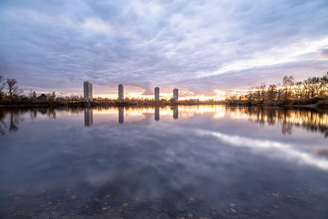 Blaue Stunde am Kratzschen Weiher / Ludwigshafen / November
Bild privat: Georg Beck