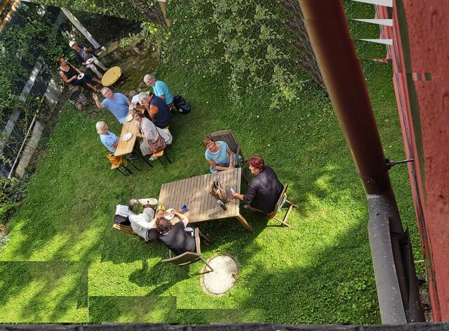 Viele Besucher und Prominenz : Kulturspuren: Rotes Haus am Tag des ...