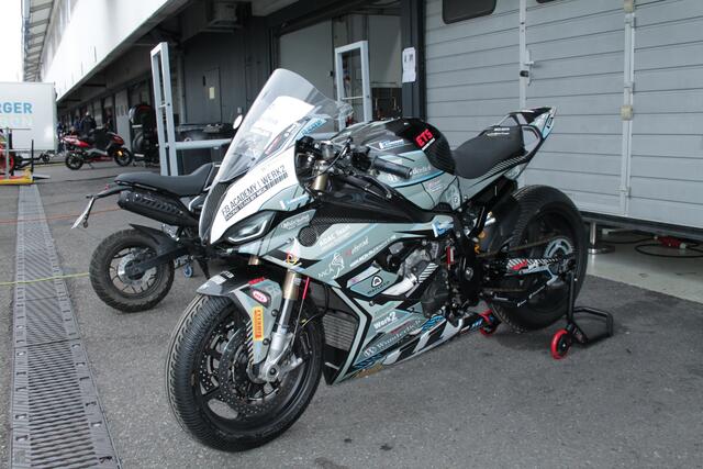 Superbike-BMW (Foto Michael Sonnick)