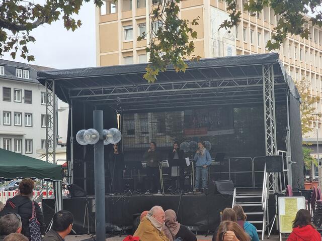 Das Bühnenprogramm der Städtischen Musikschule ... | Foto: Basaric-Steinhübl