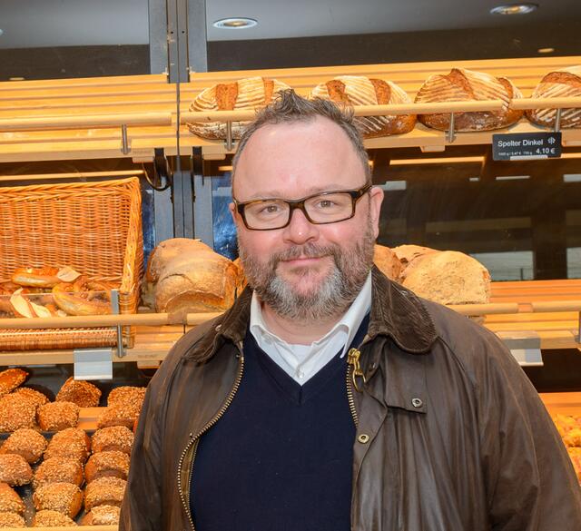 FDP-Landtagsabgeordneter Christian Jung in einem Bäckereibetrieb, September 2022. | Foto: Wolfgang Vogt