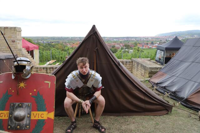 Ein römischer Legionär macht Pause  | Foto: Anne Sahler