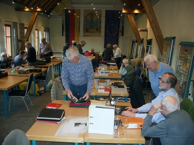 Am Samstag, den 29. Oktober, findet zum dritten Mal ein internationales Tauschtreffen für Weinetikettensammler im Pfalzhotel in Grünstadt-Asselheim (Holzweg 6) statt | Foto: ps