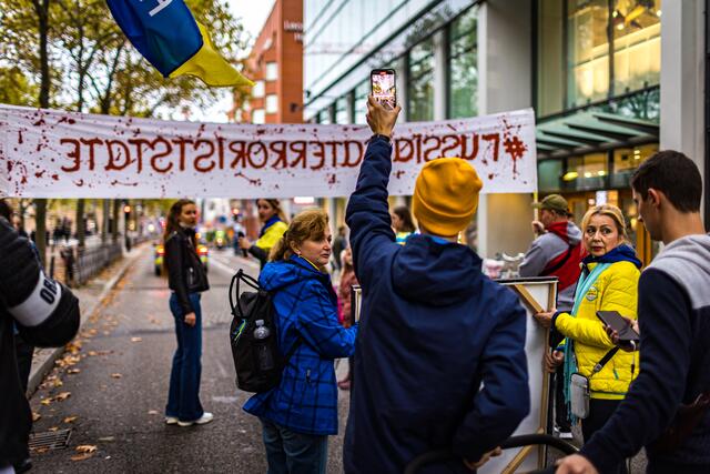  "Solidarität mit der Ukraine" lautete das Motto des Demonstrationszugs. | Foto: Christian Gaier