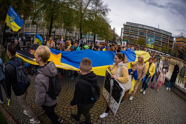  "Solidarität mit der Ukraine" lautete das Motto des Demonstrationszugs. | Foto: Christian Gaier