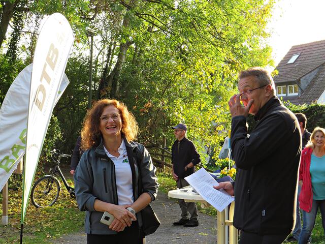 Anna Pec-Schmitt mit Bürgermeister Ralf Marohn | Foto: Brigitte Melder