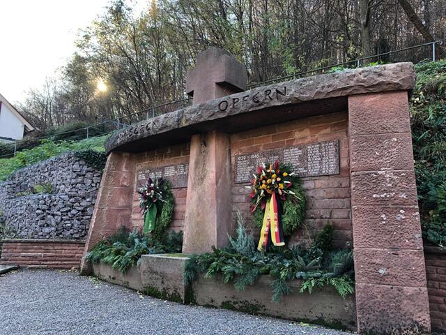 Örtliche Gedenkfeier am Ehrenmal im Ortsteil Bindersbach | Foto: Stadt Annweiler