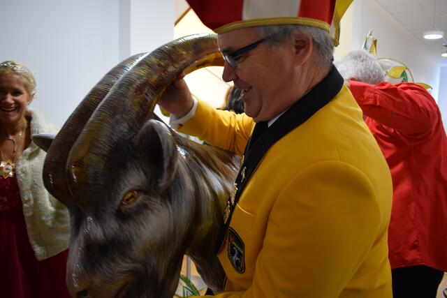 Der Geißbock soll nun, allen voran, den Ratssaal stürmen