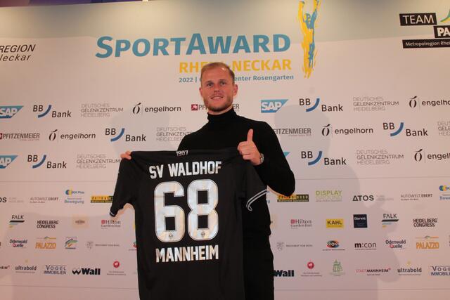 Kapitän Marcel Seegert vom SV Waldhof Mannheim (Foto Michael Sonnick)