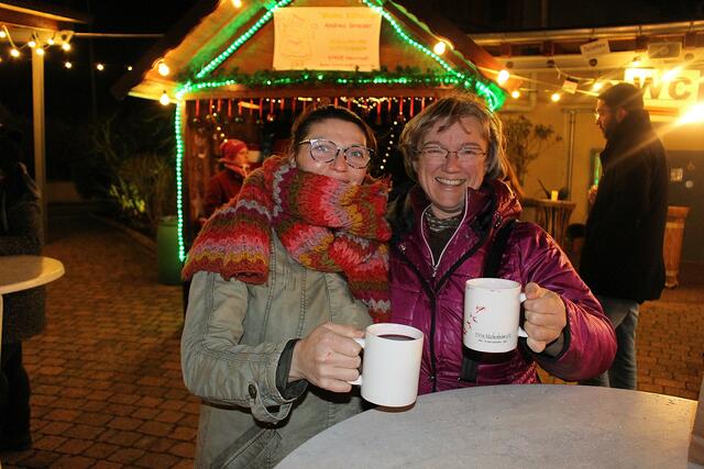 Der leckere Glühwein darf nicht fehlen!   | Foto: Markus Pacher