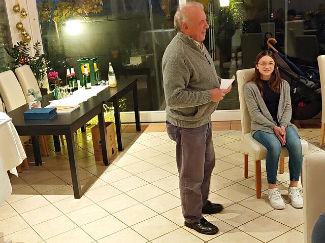 Hans Koob mit seiner Laudatio auf Emma Schubert | Foto: Brigitte Melder