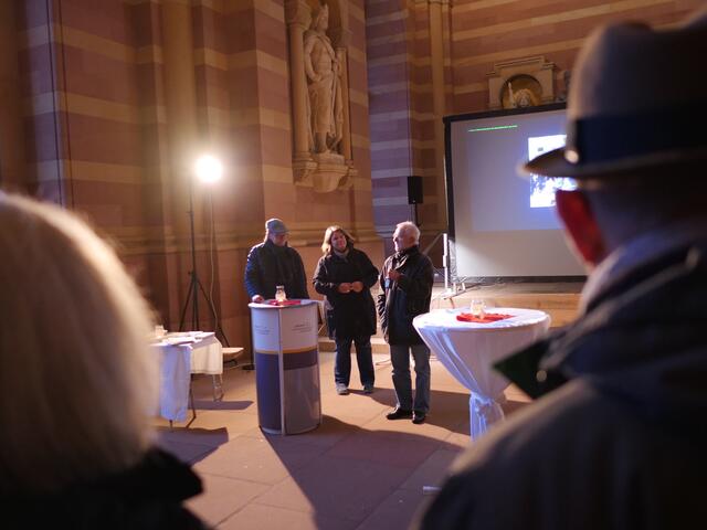 Bernd Held, Christine Lormes und Rudi Schreiber gestern Abend in der Vorhalle des Doms | Foto: Bistum Speyer