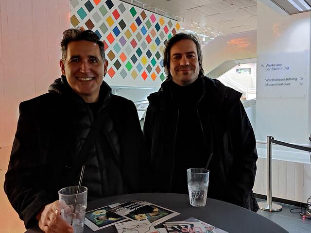 Die Freunde wollten eigentlich nur ins Museum | Foto: Brigitte Melder