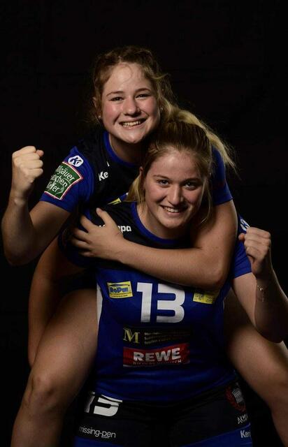 Aktuell: Emily und Schwester Anouk bei der TSG Hassloch | Foto: Emily Hagedorn
