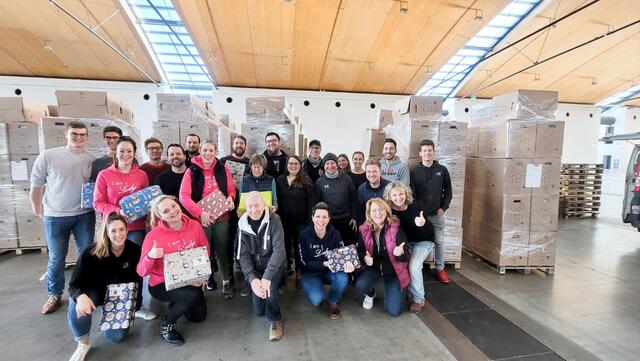 Die Helfer freuen sich, viele Kinderaugen zum Leuchten zu bringen | Foto: Ladies' Circle 46 SÜW