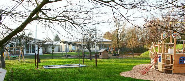Heute bieten die modernen Räumlichkeiten und der großzügige Außenbereich der inklusiven Tagesstätte „Löwenzahn“ in Landau Kindern mit unterschiedlichen Voraussetzungen viel Platz, um sich im gemeinsamen Alltag zu entwickeln, mit- und voneinander zu lernen.
 | Foto: Dennis Christmann/Lebenshilfe Südliche Weinstraße