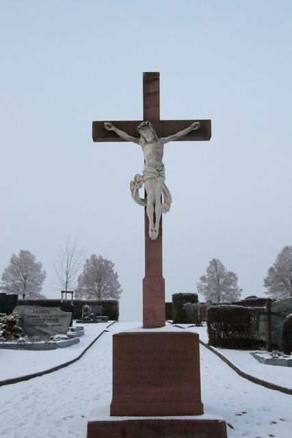Ende des Spaziergangs: der Friedhof | Foto: Franz-Walter Mappes