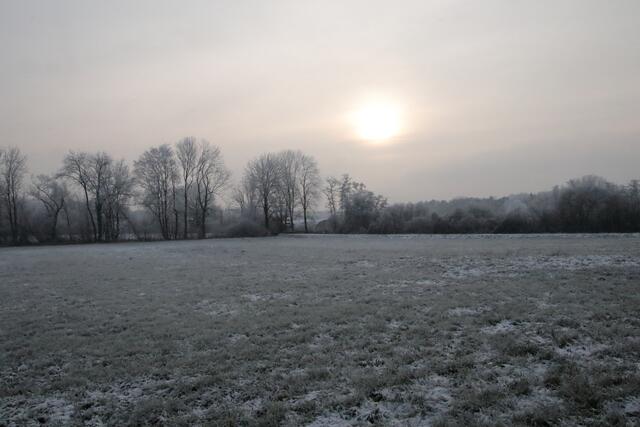 Die Sonne kämpft sich durch den Nebel | Foto: Franz-Walter Mappes