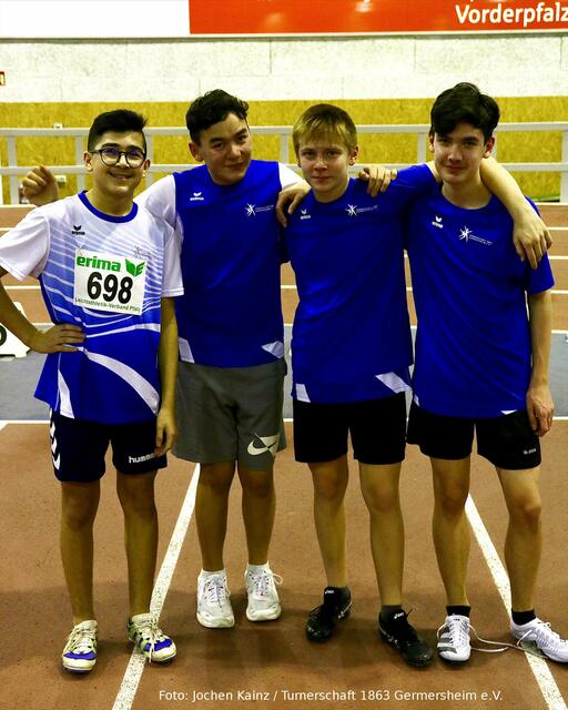 5. Platz für die 4x100m Staffel
(vlnr: Arda Baysal, Benjamin Wien, Leon Popp und Constantin Reiß) | Foto: Foto: Jochen Kainz / Turnerschaft 1863 Germersheim e.V.