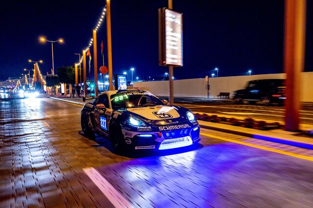 Der Porsche Cayman wird in Dubai vom Team Sorg Rennsport eingesetzt