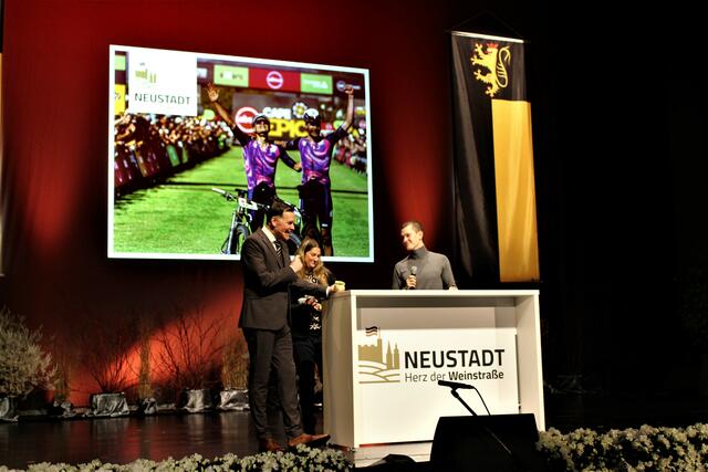 Zwei Aushängeschilder des Neustadter Sports: Nina Schroth und Lukas Baum | Foto: Markus Pacher