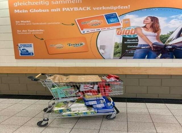 Dieser vollgepackte Einkaufswagen wurde von einer Globusspende bezahlt. | Foto: Quelle: Stadt