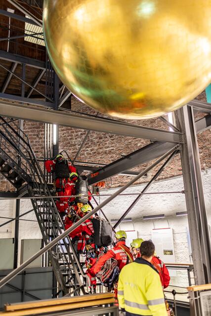 Jetzt beginnt der beschwerliche Aufstieg.  | Foto: Christian Gaier