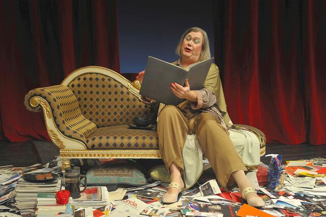Mit dem Gastsspiel „Anne-Marie die Schönheit“ beginnt das Märzprogramm | Foto: Pfalztheater Kaiserslautern/Hans-Jürgen Brehm-Seufert