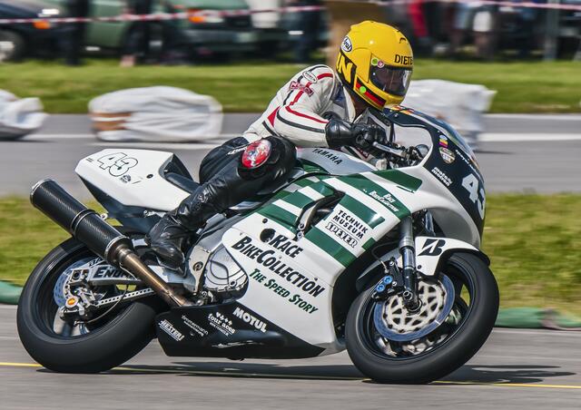 Dieter Braun auf der Superbike-Yamaha beim Flugplatzrennen in Walldürn