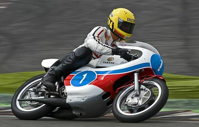Dieter Braun auf der Yamaha 350 ccm