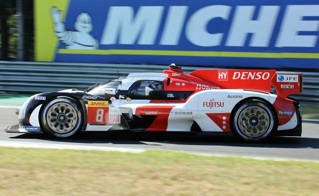 Das Weltmeisterteam Hartley/Hirakawa/Buemi auf Toyota GR010H
Bild: Reuschel (moto-foto)