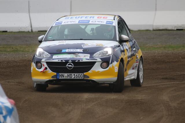 Dennis Härle und Lisa Kiefer im Opel Adam Cup (Foto Thomas Haas)