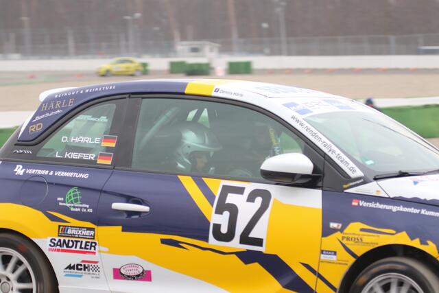 Dennis Härle und Lisa Kiefer im Opel Adam Cup (Foto Thomas Haas)