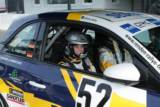 Rallye-Beifahrerin Lisa Kiefer aus Speyer (Foto Michael Sonnick)