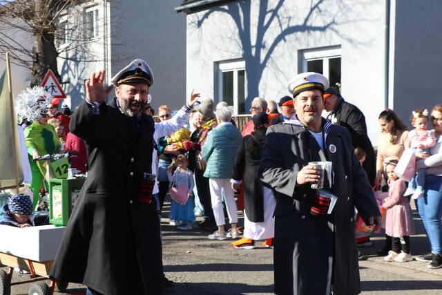 Fasnachtsumzug in Jockgrim 2023 | Foto: Heike Schwitalla