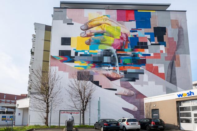Hände an der Ringstraße in Heidelberg von Markus Genesius alias "aka WOW123" | Foto: Jessica Bader