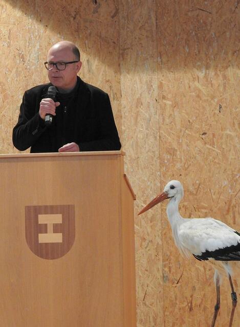 Dominik Geißler sprach ein Grußwort zu Ehren des Preisträgers. | Foto: Aktion PfalzStorch