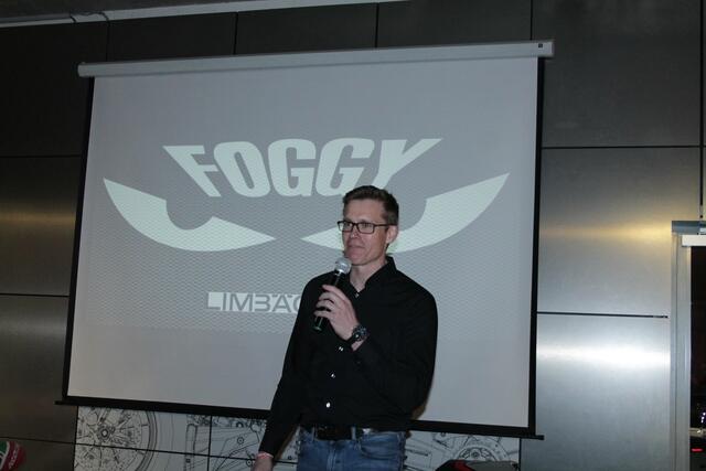 Moderator Klaus Kellner führte souverän durch den Abend (Foto Michael Sonnick)