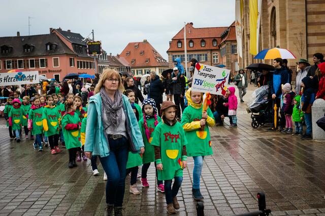 Sommertagszug in Speyer | Foto: Cornelia Bauer