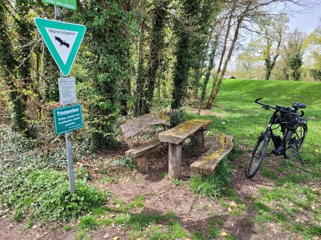 Rastplatz im Naturschutzgebiet bei Mechtersheim