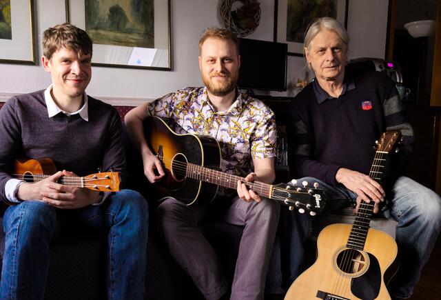 „Nowhere Men“: Johannes Metzinger, Julian Clemens und Chris Clemens (von links)  Foto: Julian Clemens