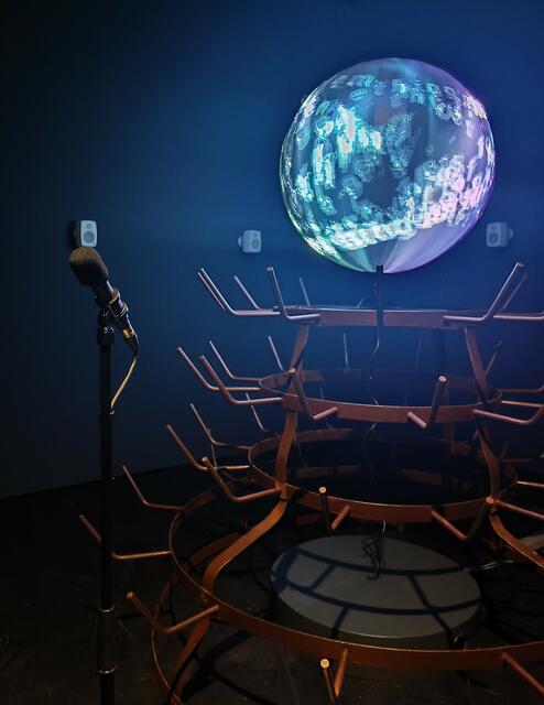 Die Ausstellung »Renaissance 3.0« errichtet ein Basislager für neue Allianzen von Kunst und Wissenschaft im 21. Jahrhundert. | Foto: Heike Schwitalla