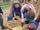 Die Kinder der Hans-Geiger-Schule beim Bau des Spielhauses in ihrem Schulhof.   | Foto: Quelle: Hans-Geiger -Schule