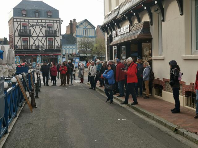 Rundgang mit Führung in Etretat. | Foto: Arndt