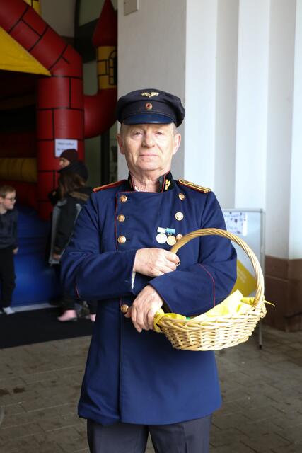  bekannte historische Germersheimer begrüßten die Gäste | Foto: Heike Schwitalla